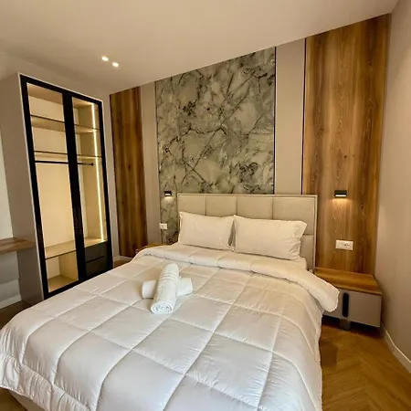 Gent's Luxury *