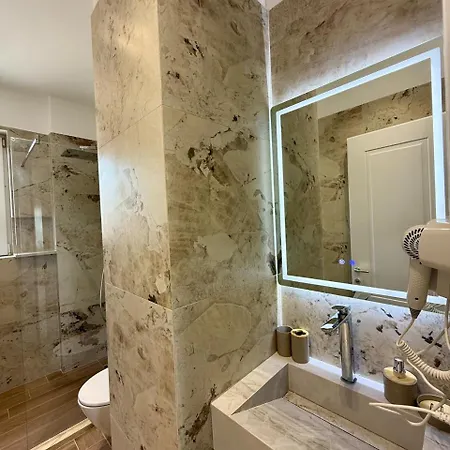 Gent's Luxury * Durres