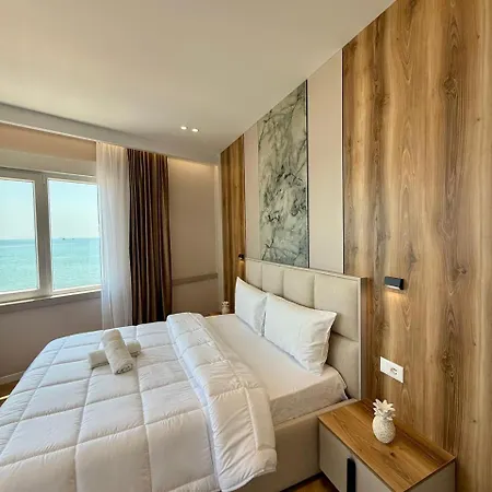 Gent's Luxury Aparthotel Durres
